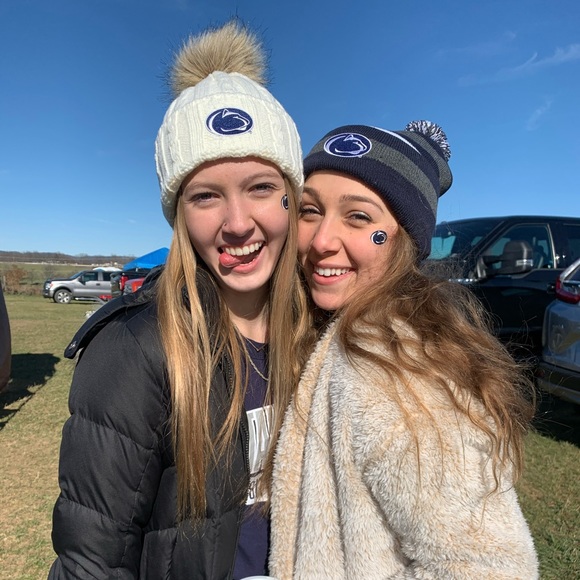 Meet your Posher, Lexie - Picture 6 of 9